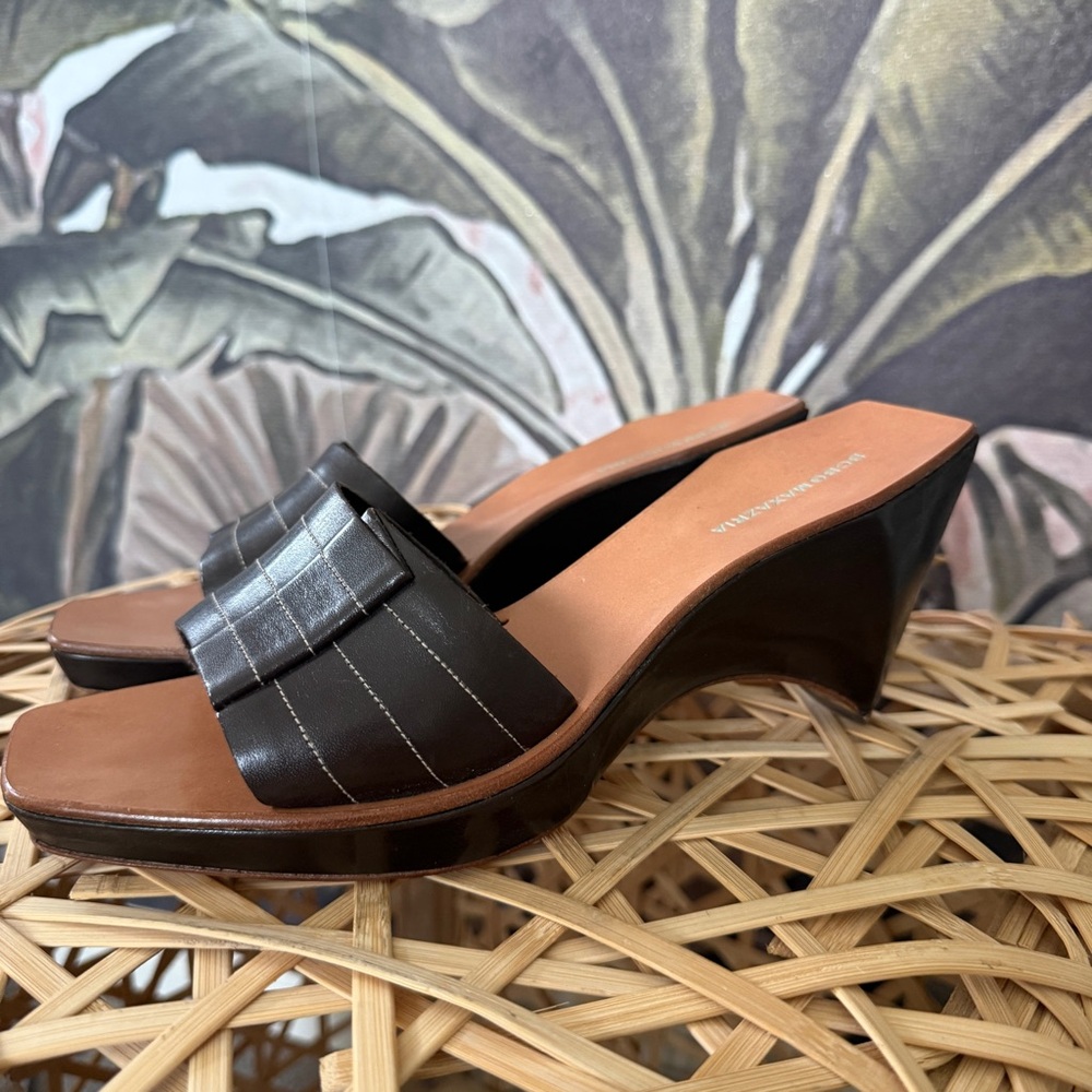 BCBG maxazria Y2K boho Brown Leather Sandal Slide Wedge Pump size 8.5